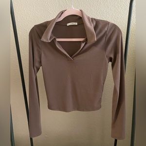 Brown Cropped Long Sleeve Collared Tshirt